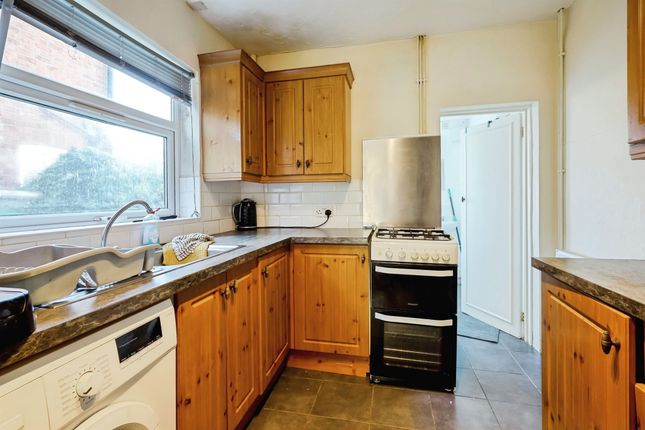 16, Thirlestane Road, Northampton photo 2