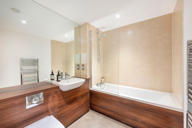 Flat for sale in Sherrington Court, 97 Rathbone Street