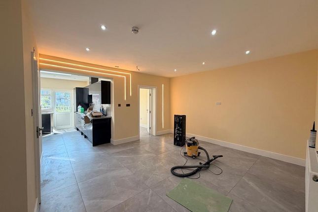 Claremont Avenue, Harrow photo 5