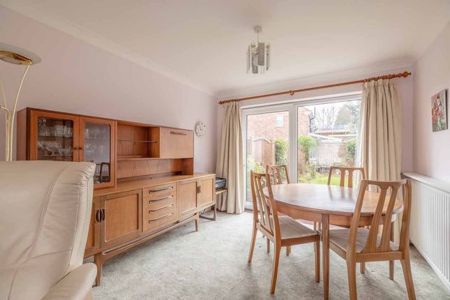102, Hazell Way, Stoke Poges photo 4