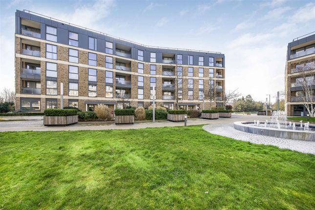 Thumbnail Flat for sale in Levett Square, Richmond