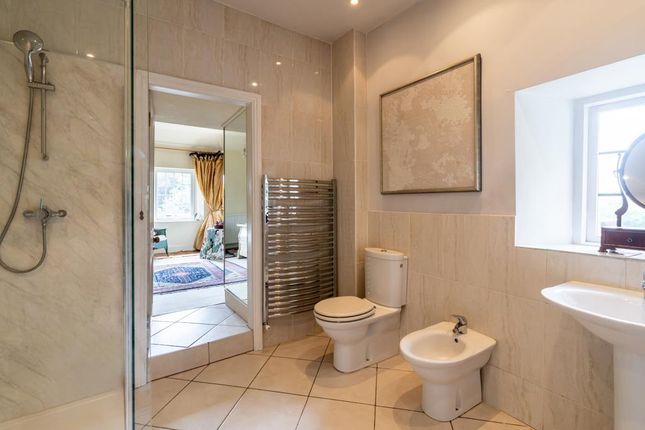 Master En-Suite