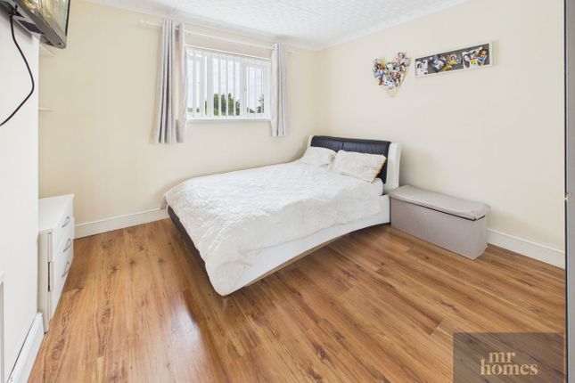 34, Amethyst Road, Cardiff photo 4