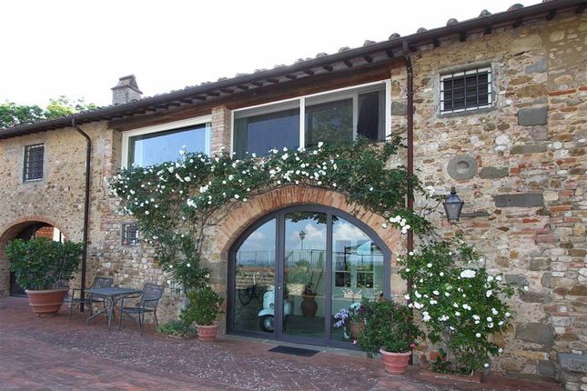 Villa for sale in Restored Farmhouse Near Florence, Tuscany, San Casciano, Italy