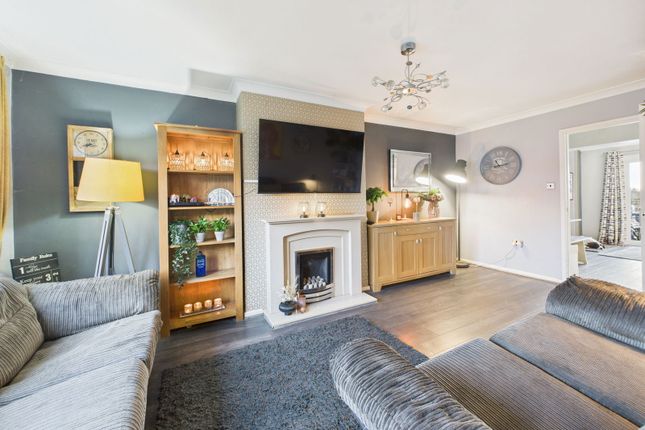 7, Highfield Place, Coleford photo 3
