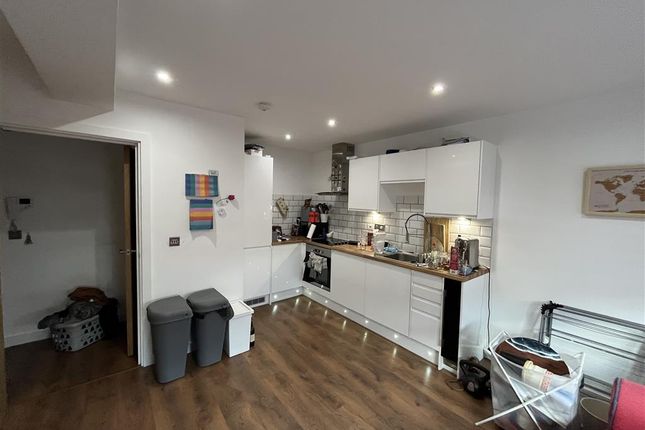 Flat 22, DBH House, Carlton Square, NOTTINGHAM photo 2