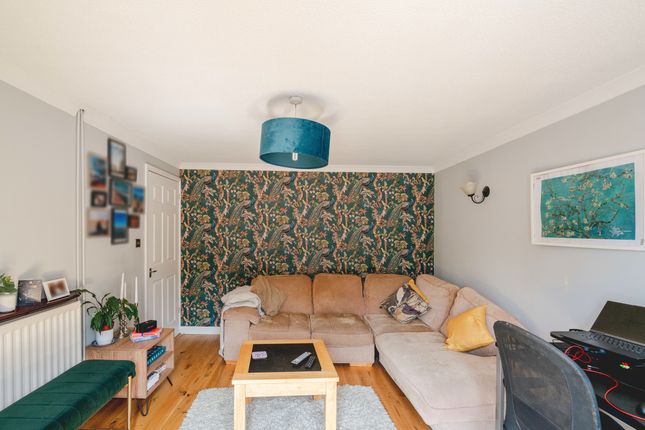 7 Turnberry Walk, Bristol photo 4
