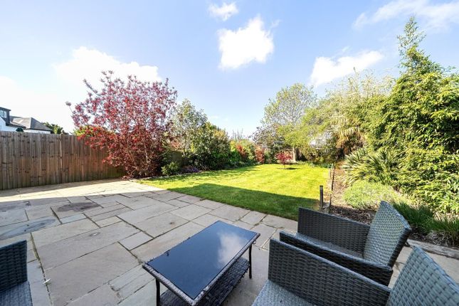 17, Brookmead Avenue, Bromley photo 2