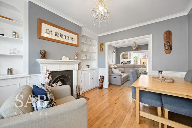 17 Ferrymead Avenue, Greenford photo 3