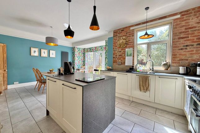 137, Victoria Drive, East Sussex photo 4