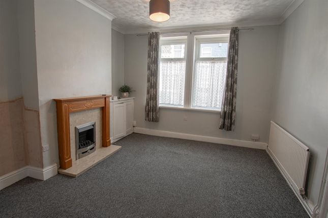 68, Queen Street, Barry photo 2
