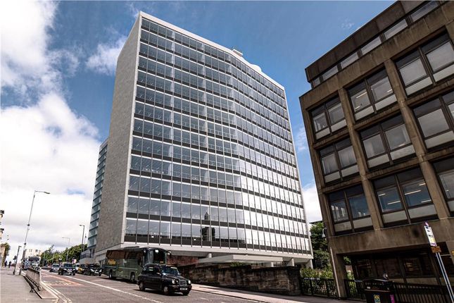 Office to let in The Met Tower, 60 North Hanover Street, Glasgow