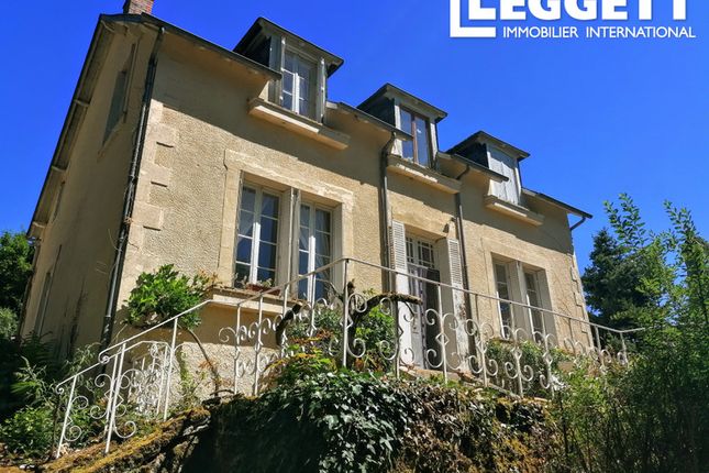 Thumbnail Villa for sale in Liglet, Vienne, Nouvelle-Aquitaine