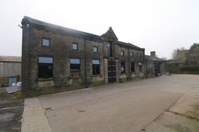 Restaurant/cafe to let in Law Lane, Southowram, Halifax