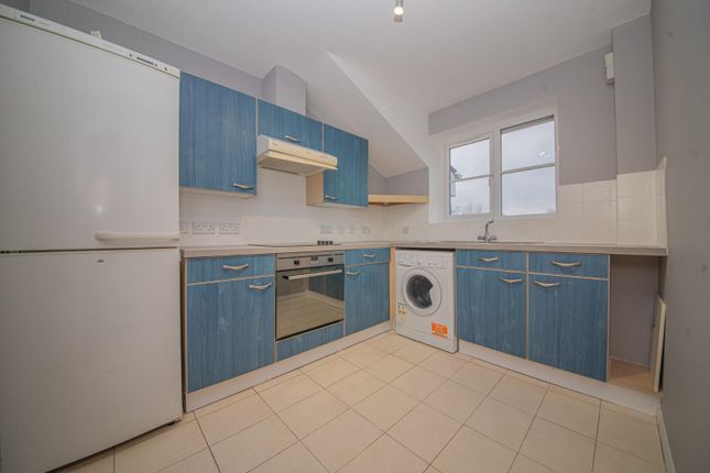 16, Bampton Court, Hursley Road, Eastleigh photo 2