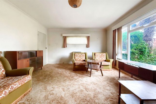 15, Belloc Road, Littlehampton photo 4
