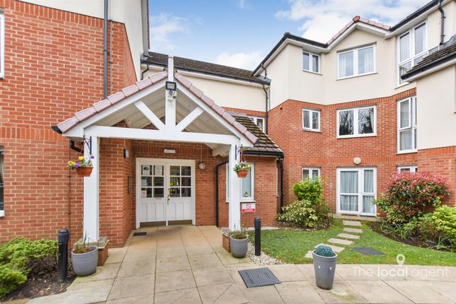 Flat for sale in Kingston Road, Ewell, Epsom