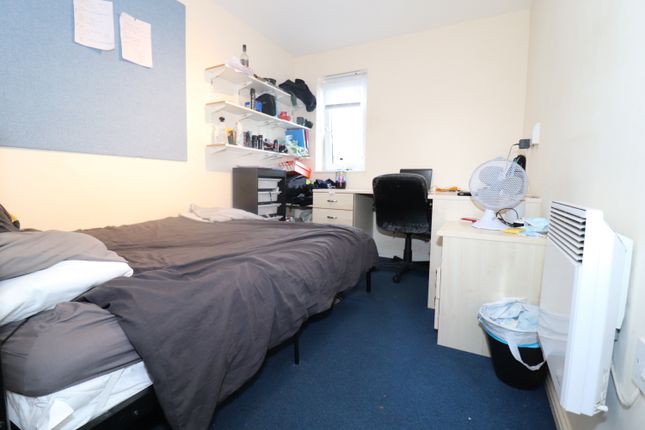 Flat 4, 6a, Gwennyth House, Gwennyth Street, Cardiff photo 4