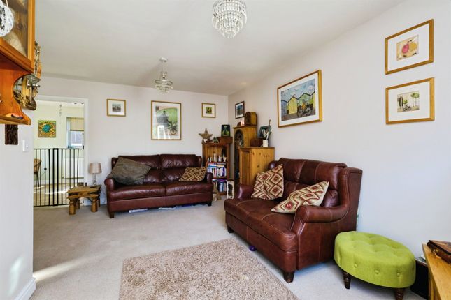 3, Malthouse Way, Hailsham photo 3