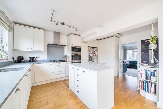 1, Douglas Road, Esher photo 4