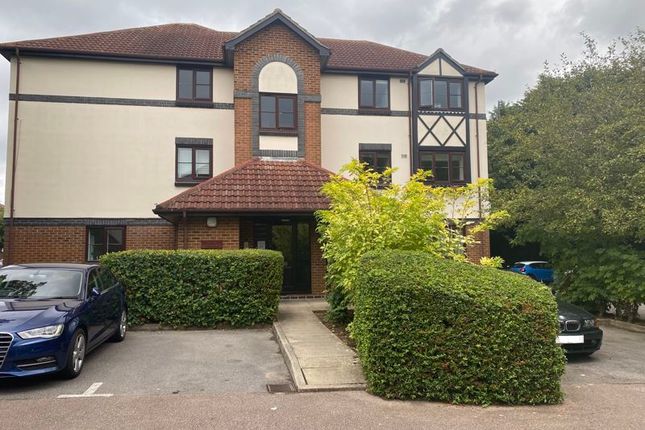 153, Wordsworth Mead, Redhill photo 2