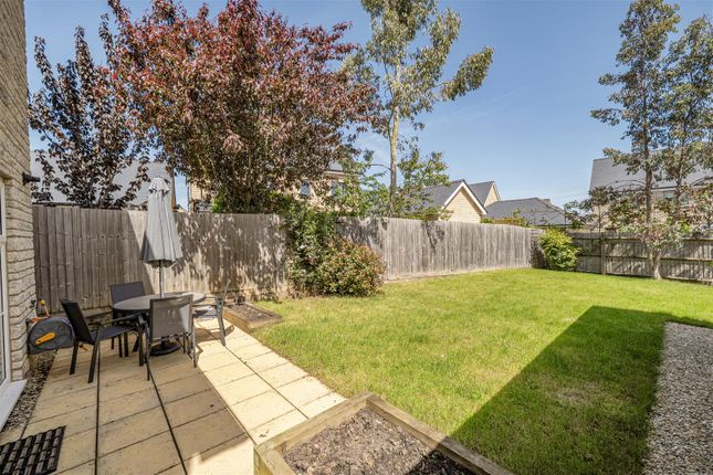 3, Front Hill Close, Corsham photo 2
