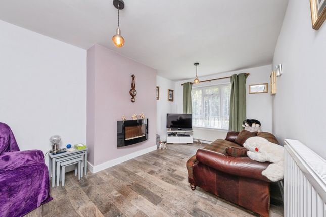 2, Holbech Hill, Banbury photo 2