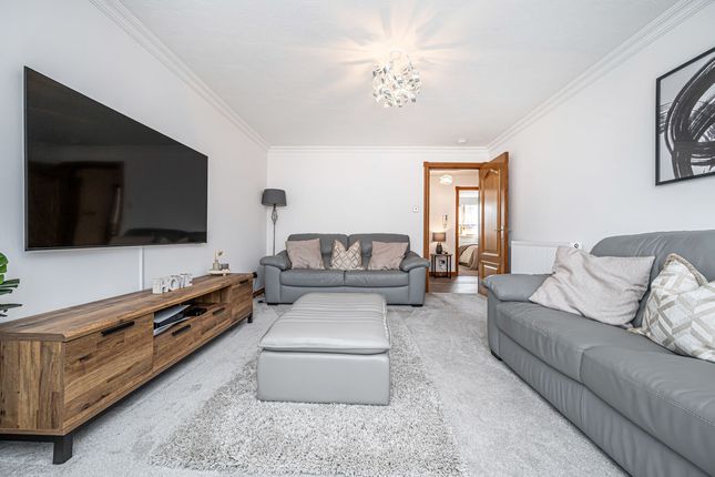 42, Binney Wells, Kirkcaldy photo 4
