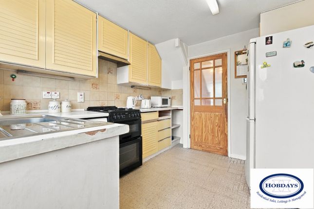 21, Northlands, Potters Bar photo 4