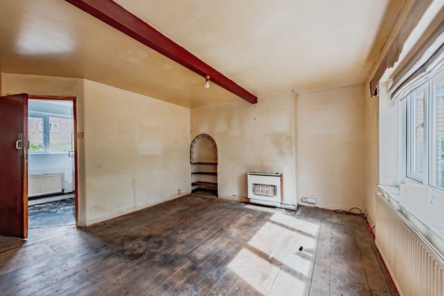 31, West Way, Crawley photo 4