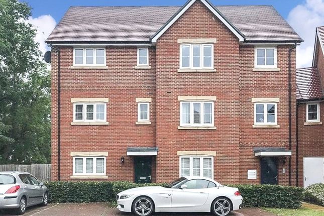 Thumbnail Flat for sale in Rothschild Drive, Sarisbury Green, Southampton, Hampshire