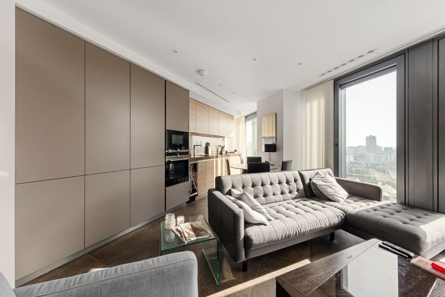 Flat 104, 261b, Chronicle Tower, City Road, London photo 3