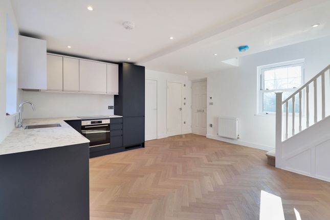 8 Apex Cottage, Edenbridge photo 4