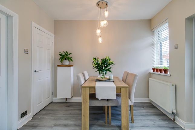 16, Firville Avenue, Normanton photo 4