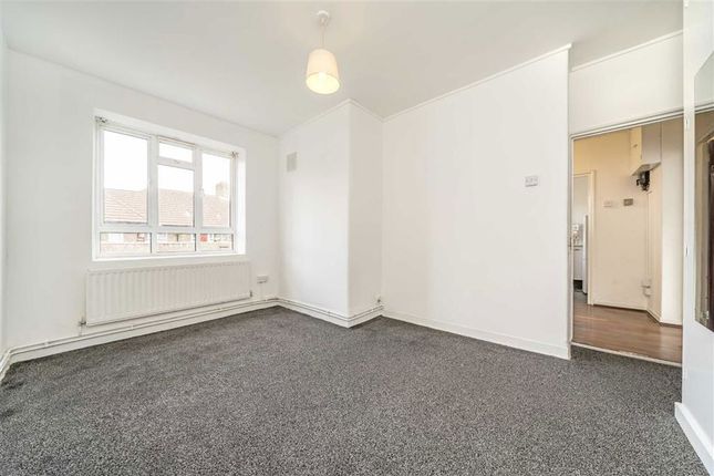 White City Estate, London photo 2