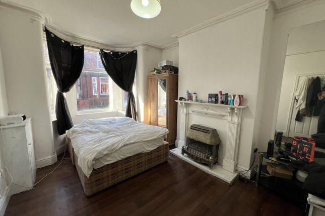 5, Church Avenue, Salford photo 2