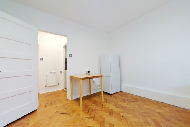 Lordship Terrace, London photo 4