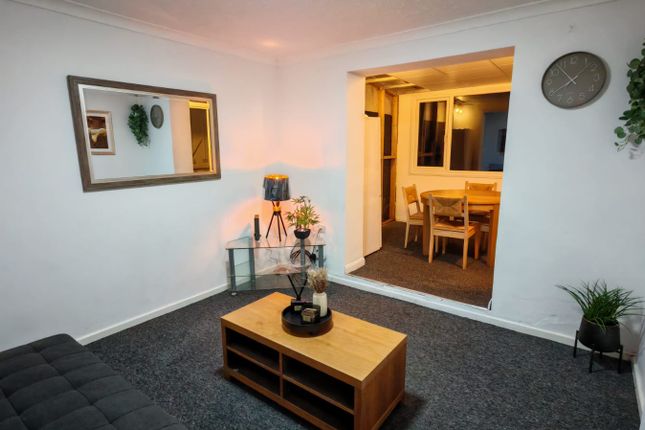 29 Wakefield Road, Norwich photo 4