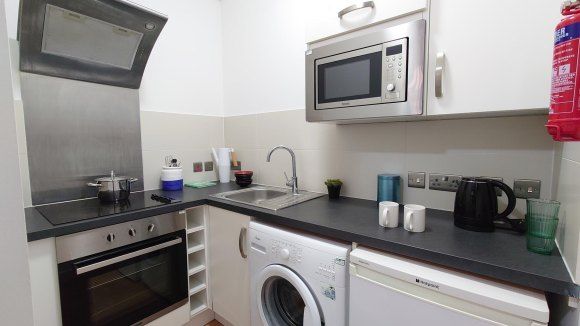 Flat Flat 1, Flat 1, 18-20, Albion Street, Leicester photo 5