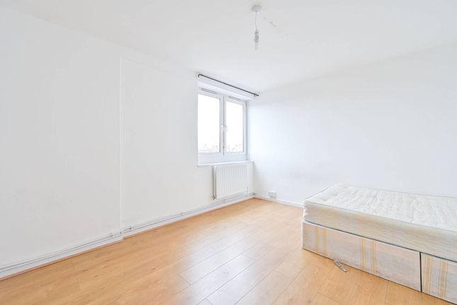 Flat for sale in Burbage Close, Borough, London