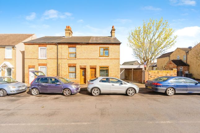 Thumbnail End terrace house for sale in London Road, Sandy, Bedfordshire
