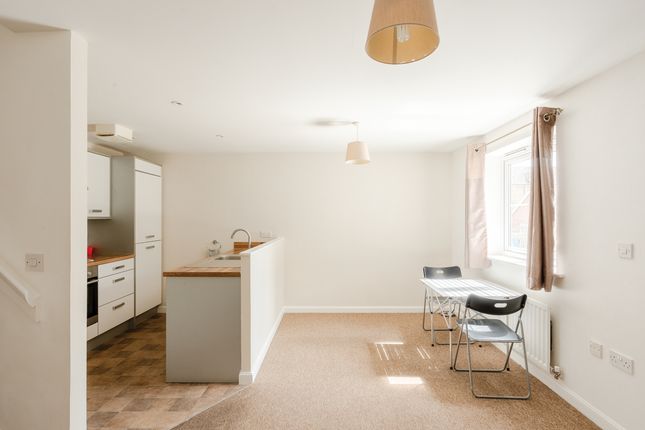 33 Inkerman Close, Bristol photo 3