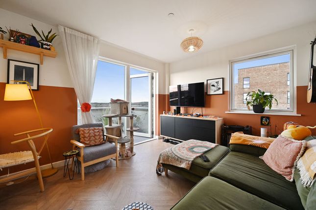 25, Cornelious apartments, Harrow photo 3
