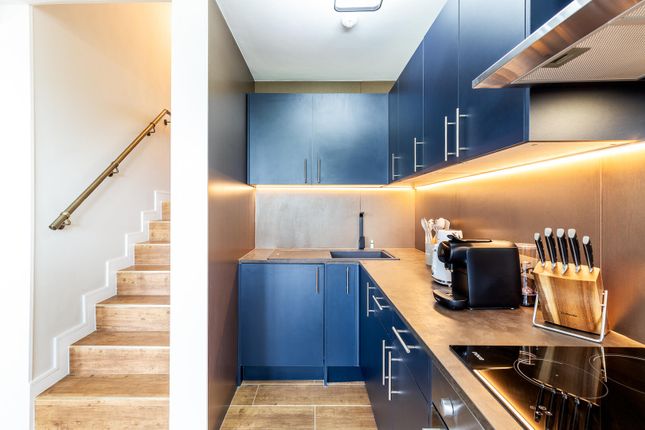 Flat 52, IPL, Semley Place, 14, London photo 4