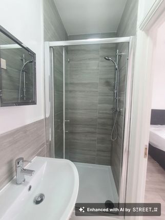 ROOM 1, 7 Acacia Avenue, HAYES photo 5