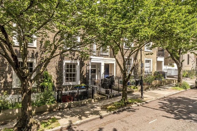 Flat to rent in Wharton Street, London