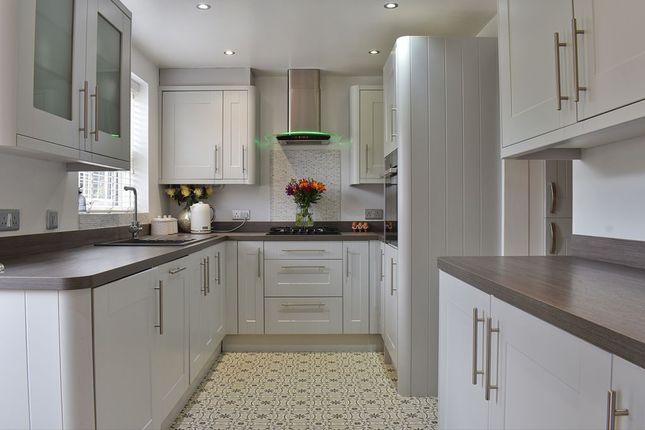 5, Halliwell Close, Newark photo 2