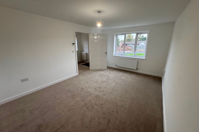 35 Cornflower Close, Sutton-in-Ashfield photo 4