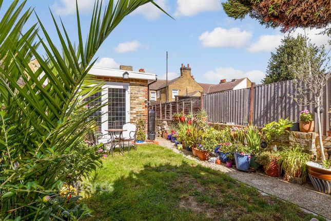 23, Wellesley Road, Sheerness photo 4