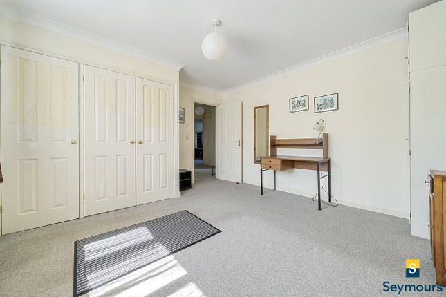 25a, Highclere, Guildford photo 3